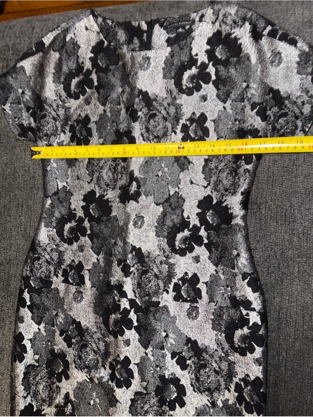 Banana Republic Metallic Floral Cocktail Holiday Party Dress Size 2 - Picture 7 of 10
